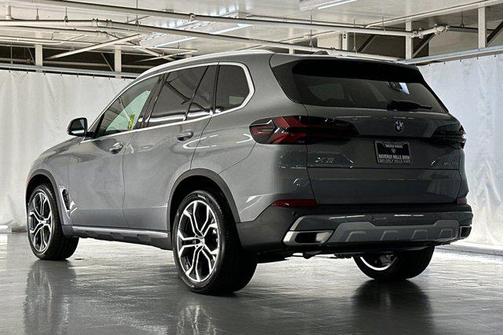 2026 BMW X5 sDrive40i