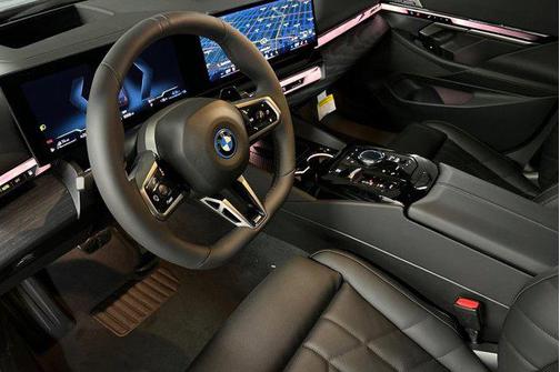 2026 BMW 550e xDrive