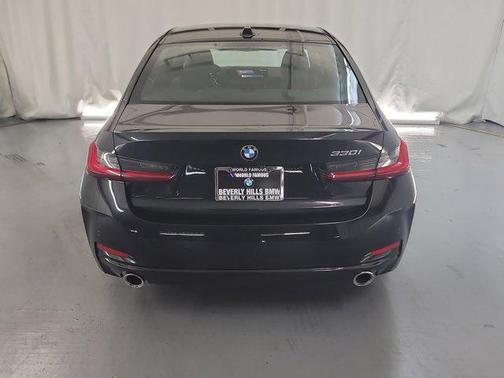 2024 BMW 330 i