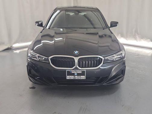 2024 BMW 330 i