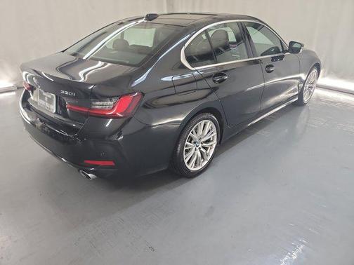 2024 BMW 330 i