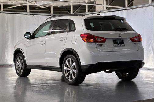 2013 Mitsubishi Outlander Sport LE