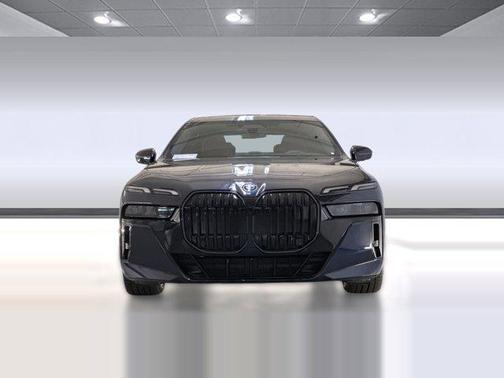 2025 BMW i7 xDrive60