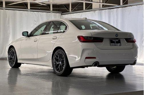 2025 BMW 330 330i Sedan