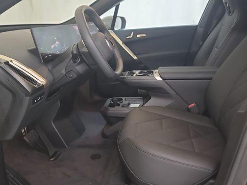 2026 BMW iX xDrive60