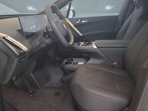 2026 BMW iX xDrive60