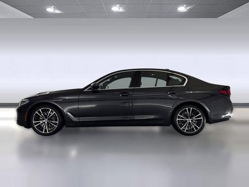 2023 BMW 530 i