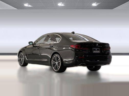 2023 BMW 530 i