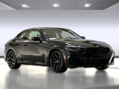 2025 BMW 230 i