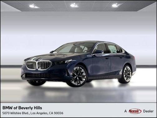 Phytonic Blue Metallic 2026 BMW 530 530i