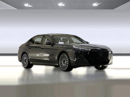 2026 BMW 760 xDrive