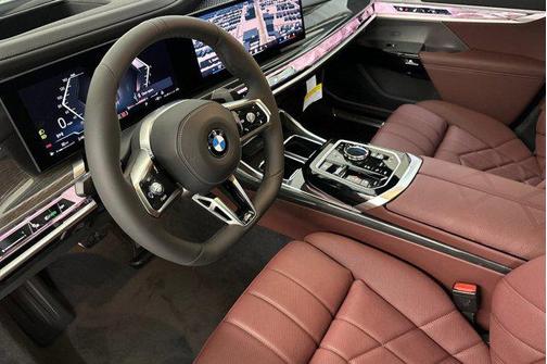 2026 BMW 760 xDrive