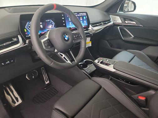 2025 BMW X1 M35i
