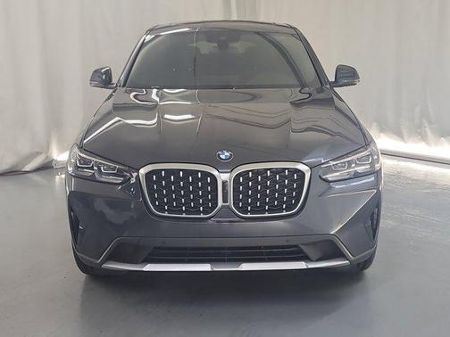 2022 BMW X4 xDrive30i