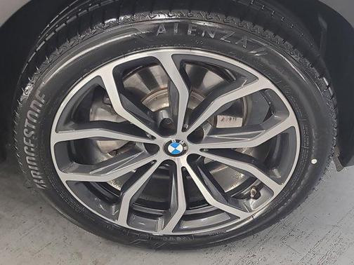 2022 BMW X4 xDrive30i