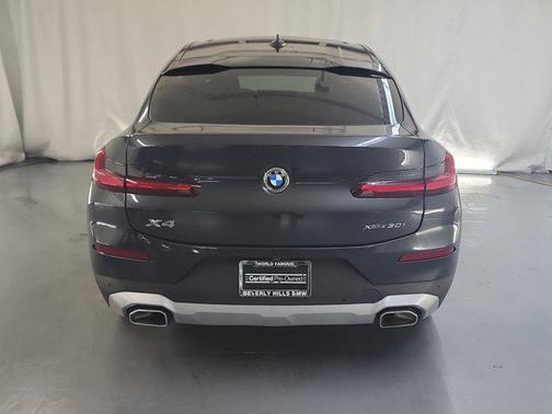 2022 BMW X4 xDrive30i