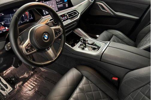 2023 BMW X6 xDrive40i