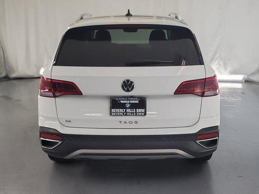 2024 Volkswagen Taos 1.5T SE