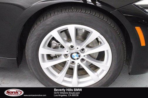 Black 2018 BMW 320 i