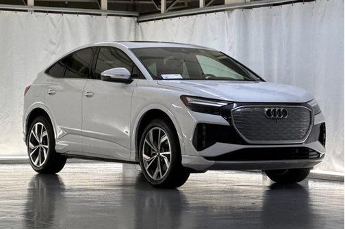 2022 Audi e-tron Premium