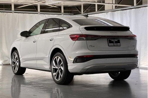 2022 Audi e-tron Premium