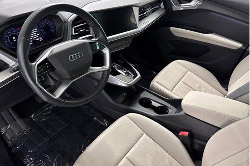 2022 Audi e-tron Premium