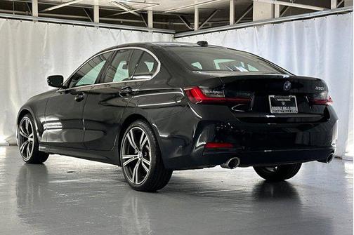 2024 BMW 330 330i
