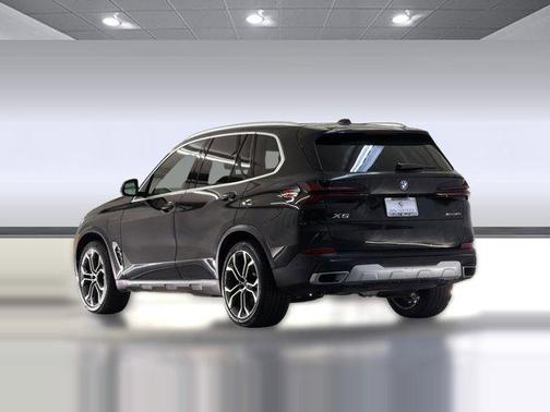 Black Sapphire Metallic 2024 BMW X5 PHEV xDrive50e