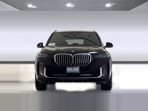 Black Sapphire Metallic 2024 BMW X5 PHEV xDrive50e