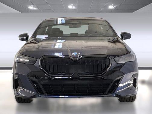 2026 BMW 530 i
