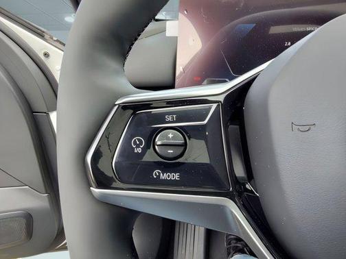 2025 BMW i5 xDrive40