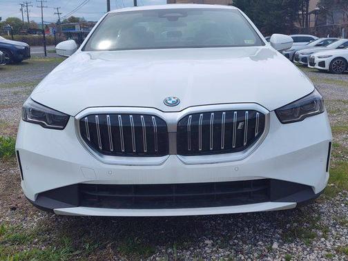 2025 BMW i5 xDrive40