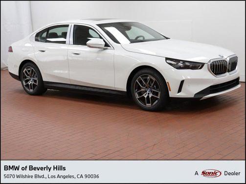 2025 BMW i5 xDrive40