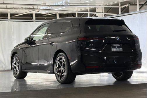 2026 BMW iX xDrive45