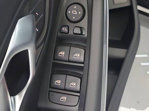 2025 BMW 330 i