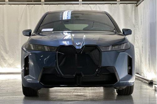 2026 BMW iX xDrive60