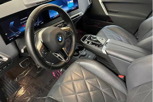 2026 BMW iX xDrive60