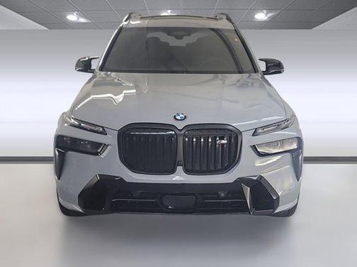 2026 BMW X7 M60i