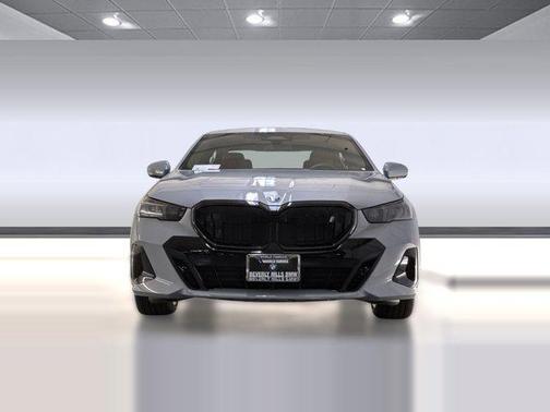 2026 BMW i5 xDrive40