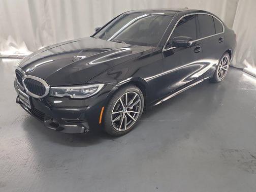 2022 BMW 330 330i
