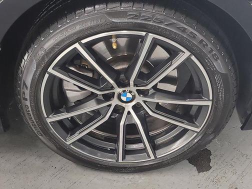 2022 BMW 330 330i