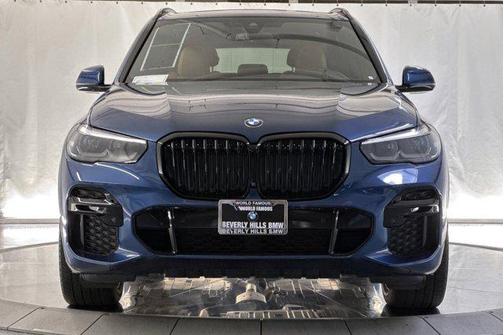 Phytonic Blue Metallic 2023 BMW X5 sDrive40i