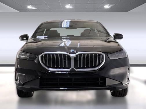 2026 BMW 530 i