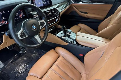 Carbon Black Metallic 2020 BMW 530 530i