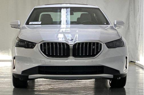 2026 BMW i5 eDrive40