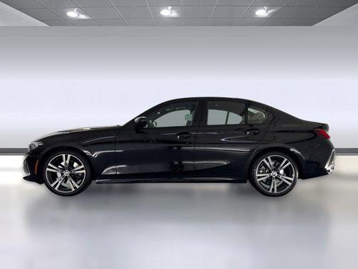 2023 BMW 330 330i