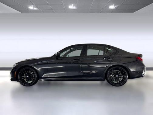 2023 BMW 330 330i