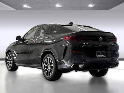2023 BMW X6 xDrive40i