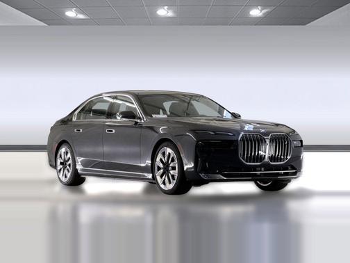 Dark Graphite Metallic 2026 BMW i7 eDrive50