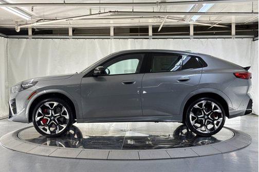 Skyscraper Grey Metallic 2026 BMW X2 xDrive28i